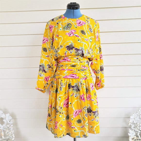 Vintage 80s/90s Luciano Choi 100% Silk Dress with matching scarf - Picture 3 of 15